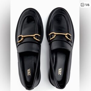 Zara Loafer With Gold Buckle 40 NWOB